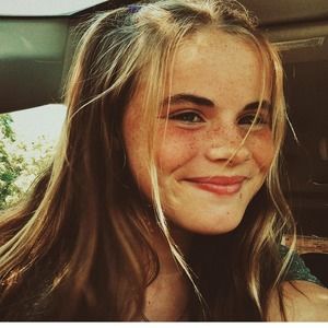 Meet your Posher, Abigail